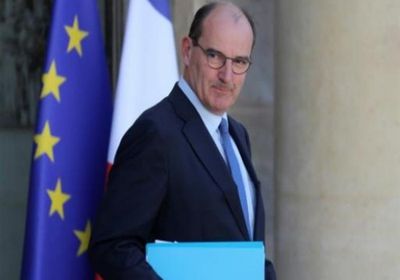 رئيس الوزراء الفرنسي يتفقد وحدات عسكرية في تشاد