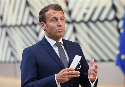 ماكرون: لن أسمح ببطء في حملة تلقيح كورونا