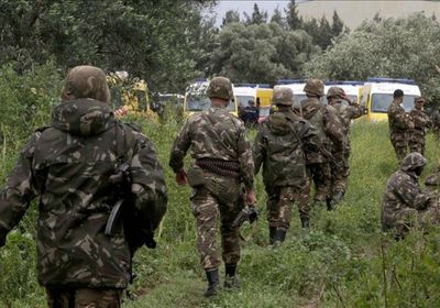 مقتل جنديين و4 إرهابيين في عملية أمنية غربي الجزائر