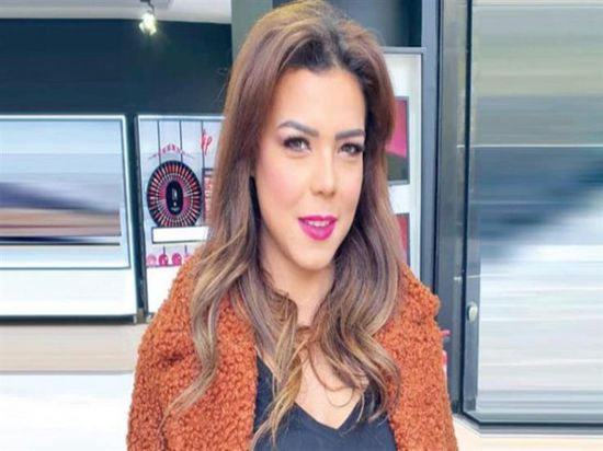 بصورة من فيلم "يوم للستات".. ناهد السباعي تهنئ إلهام شاهين بعيد ميلادها 