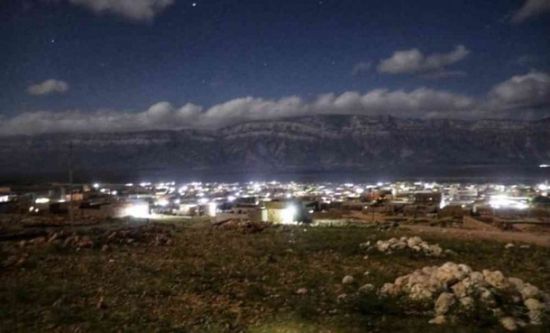 "البيان": المبادرات الإغاثية تعمل على تطبيع الحياة بسقطرى