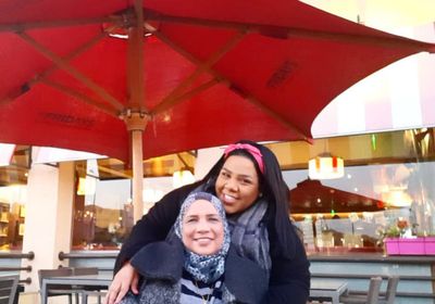 شيماء سيف تحتفل بعيد ميلاد والدتها