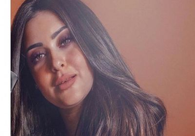 ميرنا نور الدين تعلن إصابة والدتها بفيروس كورونا