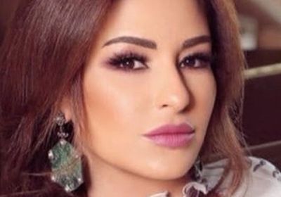 ماجي بوغصن تهنئ نجوى كرم على كليب "معذور قلبي"