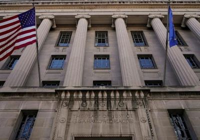 العدل الأمريكية: نشعر بالخيبة إزاء رفض بريطانيا تسليم أسانج