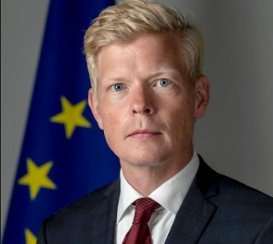 سفير الاتحاد الأوروبي يتطلع للعمل مع حكومة المناصفة