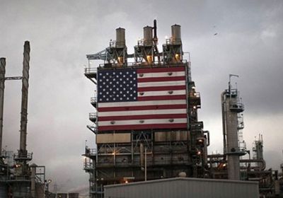 أسعار النفط تتراجع مع انخفاض الأسهم الأمريكية