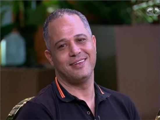 مصطفى درويش يدعم حورية فرغلي بعد تعرضها للتنمر