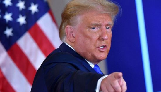 ترامب: "على بنس إعادة الأصوات إلى الولايات"