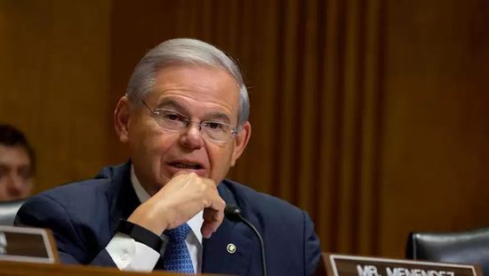  السيناتور الأمريكي بوب مينديز: المشهد بالكونجرس يتعارض مع قيمنا