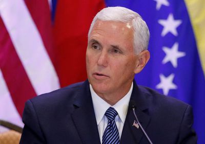  نواب ديمقراطيون يطالبون بنس باستخدام حقه الدستوري في عزل ترامب