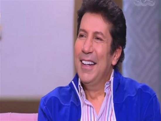 هاني رمزي يهنئ جمهوره بعيد الميلاد المجيد