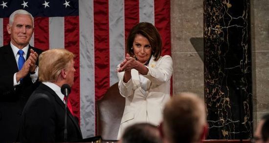 بيلوسي تدعو لتفعيل التعديل 25 من الدستور وعزل ترامب