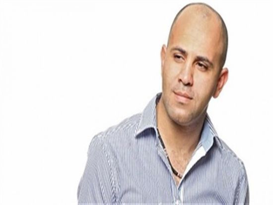 بالفيديو.. عزيز الشافعي يرد على اتهامات رامي صبري