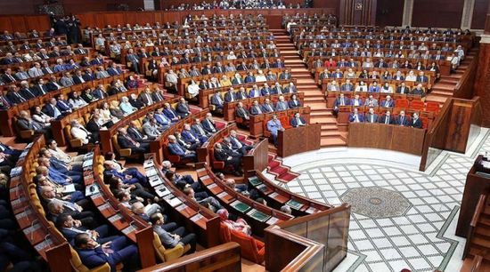 قصة توزيع زعيم الأغلبية الجمهورية مذكرة على البرلمانيين