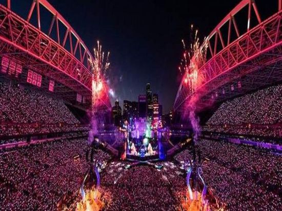 وفاة مغني الراب الأمريكي ديرون يزر إثر تعرضه لأزمة قلبية