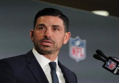 وزير الأمن الداخلي الأمريكي يخبر أعضاء فريقه باستقالته من منصبه