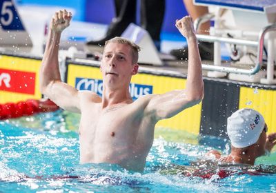 بطل العالم للسباحة يرحب بإقامة أولمبياد طوكيو بدون جماهير