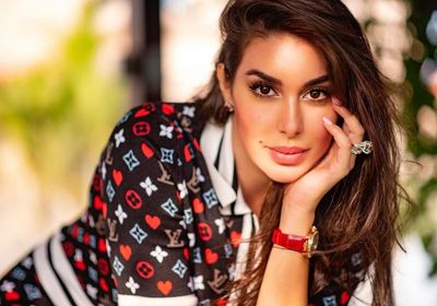 ياسمين صبري تشارك جمهورها بصور أحدث إطلالتها