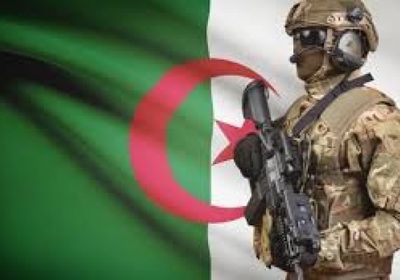  إرهابي مطلوب يسلم نفسه لقوات الجيش الجزائري