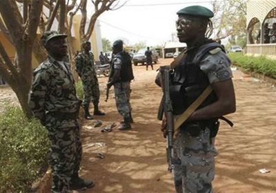 بوركينافاسو.. مقتل جندي و11 مسلحًا في اشتباكات بحدود مالي