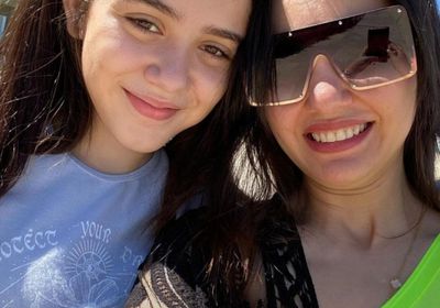 دينا فؤاد تحتفل بعيد ميلاد نجلتها وتوجه لها هذه الرسالة (صور)