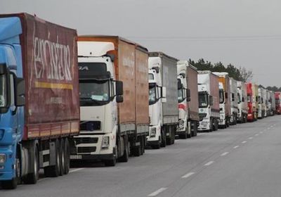 مصر تُعيد 12 سائقًا كانوا محتجزين بالسودان