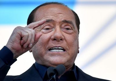 رئيس الوزراء الإيطالي الأسبق بعد نقله إلى المستشفى: "أنا بصحة جيدة"