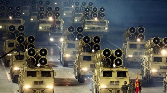 في احتفالية ضخمة.. كوريا الشمالية تستعرض صاروخًا باليستيًا