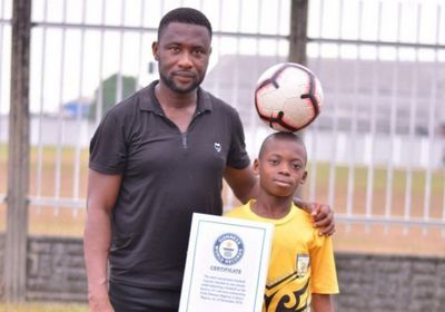 موهبة نيجيرية تقتحم موسوعة جينيس في كرة القدم