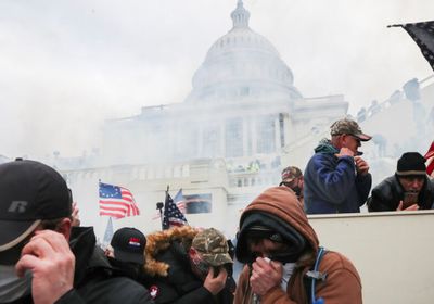 فيسبوك تقرر مراجعة الأحداث المتعلقة بتنصيب بايدن