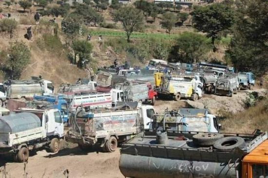 بتواطؤ حوثي.. استنزاف حوض شبان المائي بإب