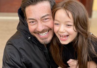 أحمد زاهر يحتفل بعيد ميلاد ابنته الصغرى "صور"