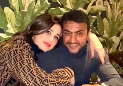 أحمد العوضي يحتفل بعيد ميلاد زوجته ياسمين عبدالعزيز