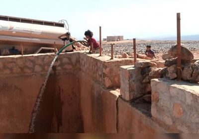 "سقيا" تمد منطقة ديكسم في سقطرى بالمياه النقية