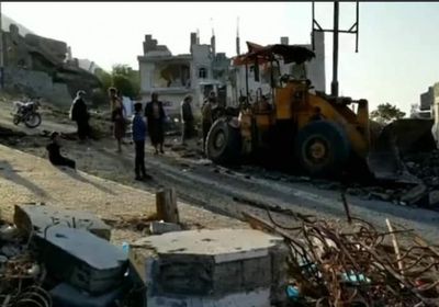 إصابة 3 أشخاص بينهم طفلان بانفجار لغم في تعز