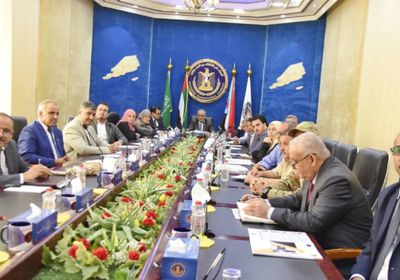 عقب قرارات هادي.. رئاسة الانتقالي تبحث سبل إنقاذ اتفاق الرياض