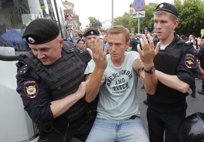  روسيا توقف المعارض أليكسي نافالني فور وصول طائرته من ألمانيا