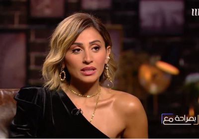 بالفيديو.. دينا الشربيني تكشف عن رأيها بالزواج