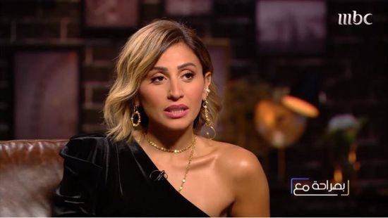 بالفيديو.. دينا الشربيني تكشف عن رأيها بالزواج