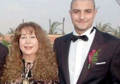 أحمد الفيشاوي عن والدته النجمة سمية الألفي :فنانة عظيمة وأم عبقرية