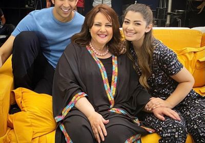 هشام جمال يحتفل بعيد ميلاد دلال عبدالعزيز