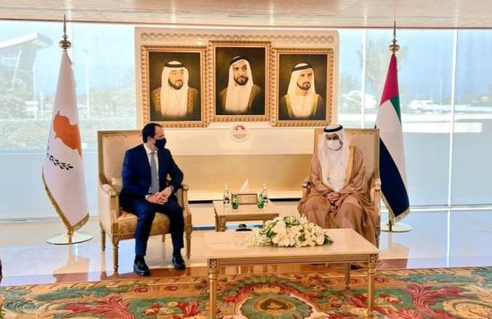 رئيس المجلس الاتحادي الإماراتي يلتقي وزير خارجية قبرص