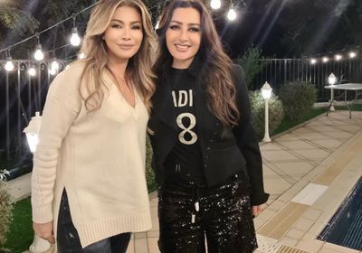 لطيفة تلتقي بـ نوال الزغبي في دبي (صور)