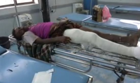 شاهد.. عنصر حوثي يطلق النار على أعزل بحيس