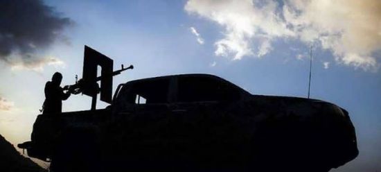 مليشيا الحوثي تدهس شخصًا حتى الموت بالحيمة