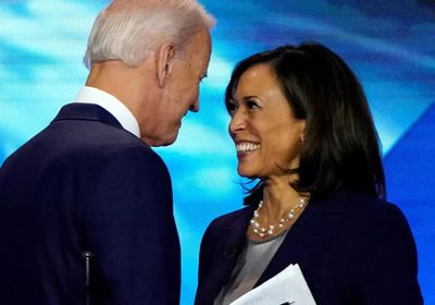هاريس قبيل تنصيب بايدن: سنبدأ توحيد أمريكا من الغد