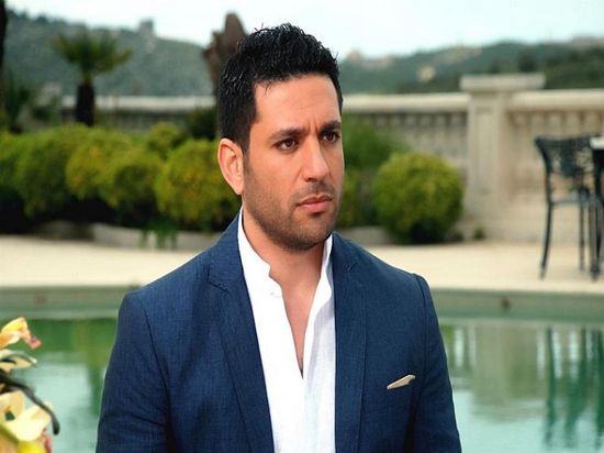 حسن الرداد يكشف عن آخر هدية تلقاها من والدته الراحلة