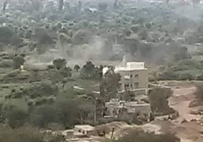 الحوثيون يختطفون تربويين ويداهمون 70 بيتًا بالحيمة