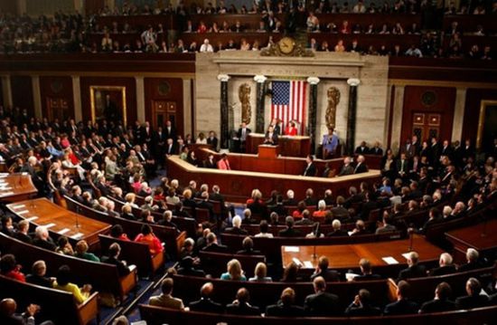 أعضاء الشيوخ الجدد يؤدون اليمين أمام هاريس